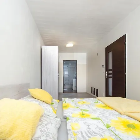 Apartman Mandala Banska Bystrica Exterior photo